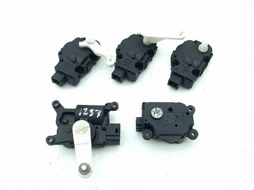 Electronic module JAGUAR E-PACE (X540) 2.0 D180 AWD | BP38241063M83 - Image 5