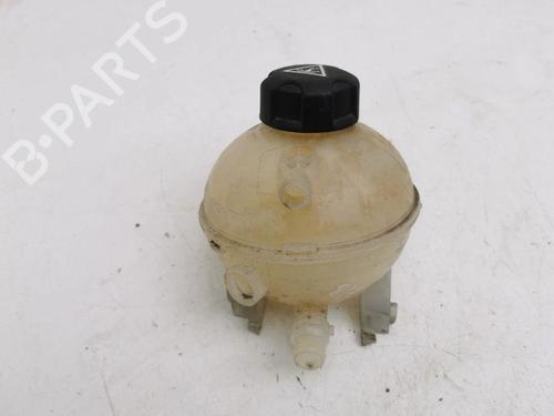 Used Expansion tank PEUGEOT 2008 II (UD_, US_, UY_, UJ_, UR_, UC_) 1.5 BlueHDI 110 (UDYHSK) (110 hp) 28901014