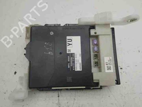 Used Fuse box TOYOTA C-HR (_X1_) 1.8 Hybrid (ZYX10_, ZYX11_, ZYX10R, ZYX11R) (122 hp) 28864628