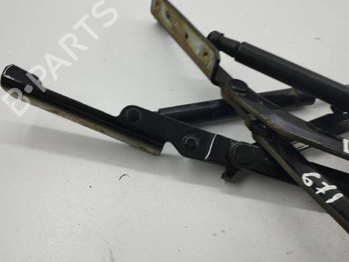 Hinge/Door check strap MASERATI QUATTROPORTE V 4.2 | BP28895927C146 