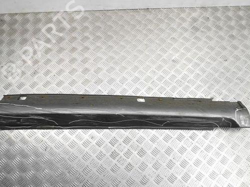 Used Left sideskirt KIA SORENTO I (JC) 2.5 CRDi 4WD (140 hp) 28867139