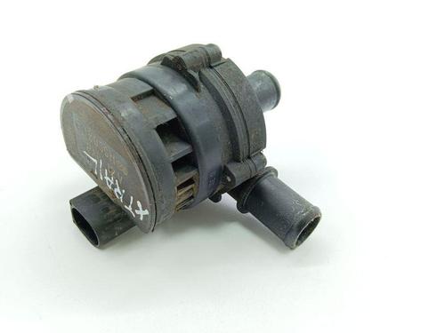 Used Auxiliary water pump NISSAN X-TRAIL II (T31) 2.0 dCi 4x4 (150 hp) 28890300