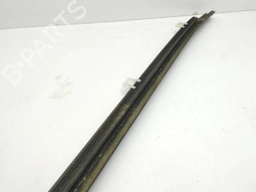 Door moulding trim HONDA CIVIC IX (FK) 2.2 i-DTEC (FK3) | BP28877094C150 
