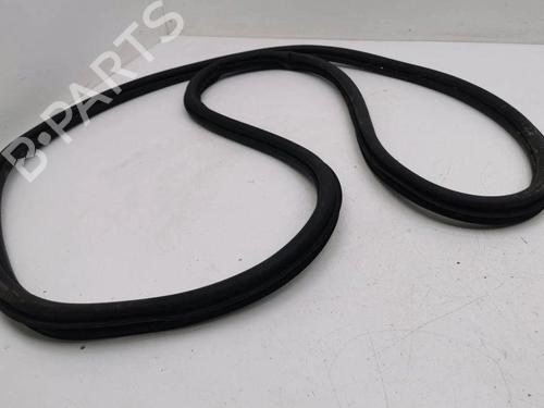 Used Rubber door seal AUDI Q2 (GAB, GAG) 35 TFSI (150 hp) 28899865