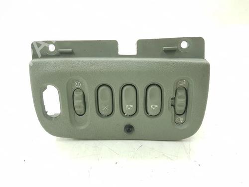 Used Left front window switch Left front window switch 33878668 33878668