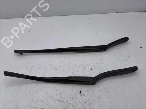 Used Front windshield wiper arm Front windshield wiper arm BMW 5 Touring (F11) 530 d (258 hp) 40167941 40167941