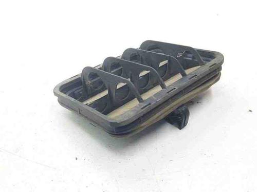 Grill PEUGEOT 407 (6D_) 2.0 HDi 135 (6DRHRH, 6DRHRE, 6DRHRG, 6DRHRJ) (136 hp) 28886364