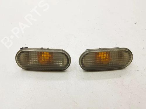 Used Left side indicator Left side indicator 33864543 33864543