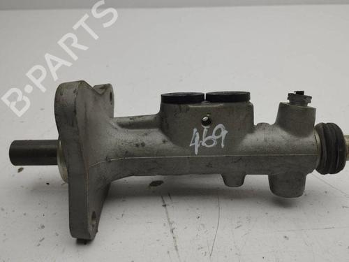 Used Brake master cylinder MERCEDES-BENZ C-CLASS (W203) C 200 CDI (203.007) (122 hp) 28892704