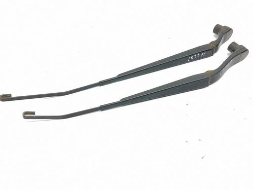 Used Front windshield wiper arm Front windshield wiper arm JEEP GRAND CHEROKEE IV (WK, WK2) 3.0 CRD V6 4x4 (241 hp) 40232609 40232609