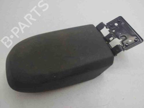 Used Armrest / Center console FORD KUGA I 2.0 TDCi 4x4 (140 hp) 28887892