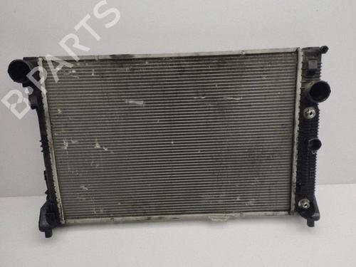 Used Water radiator Water radiator MERCEDES-BENZ CLS (C218) CLS 350 BlueTEC / d (218.326) (258 hp) 40232048 40232048