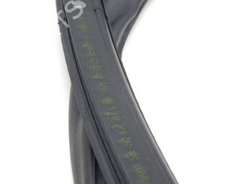 Rubber door seal BENTLEY CONTINENTAL FLYING SPUR (3W_) 6.0 | BP28883255C142 
