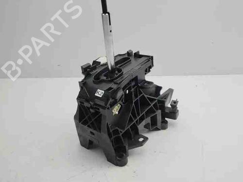 Used Gear lever TOYOTA COROLLA Estate (_E21_) 2.0 Hybrid (MZEH12) (180 hp) 28859070