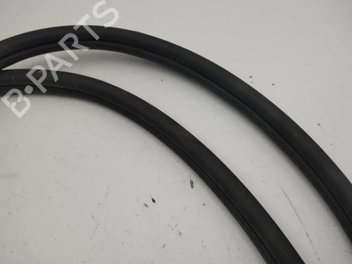 Gummiliste VW GOLF VIII (CD1, DA1) 1.5 TSI | BP33903035C142 - Image 2