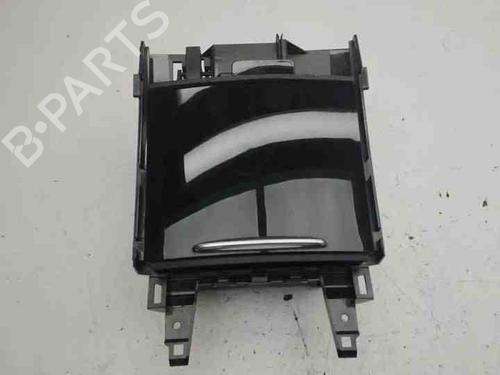 Porte-gobelet/Objets OPEL INSIGNIA B Sports Tourer (Z18) 1.6 CDTi (35) (136 hp) 28865289