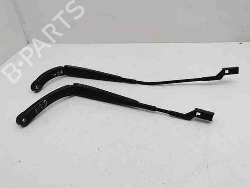 Used Front windshield wiper arm VW T-ROC (A11, D11) 1.0 TSI (116 hp) 28862730