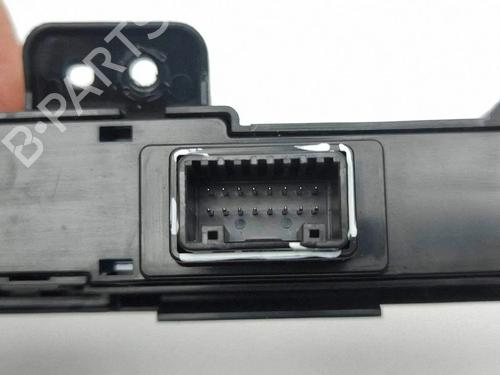 Warning switch KIA STONIC (YB) 1.0 T-GDi | BP40208402I22 - Image 2
