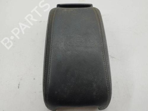 Used Armrest / Center console CITROËN C-CROSSER (VU_, VV_) 2.2 HDi (156 hp) 28877666