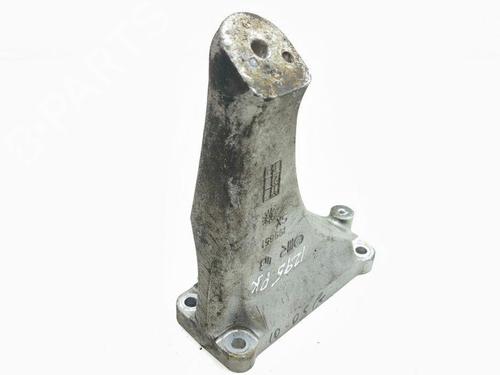 Used Support MASERATI QUATTROPORTE V 4.2 (400 hp) 28907004