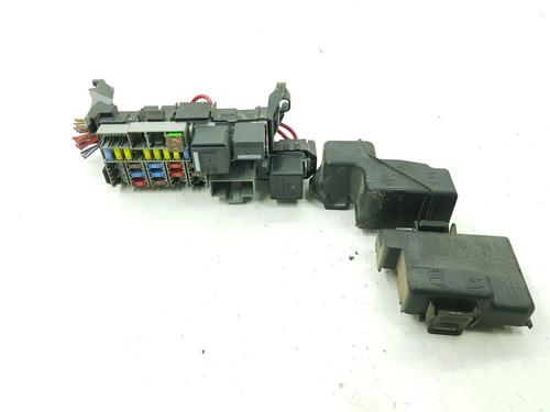 Used Fuse box Fuse box 33252760 33252760