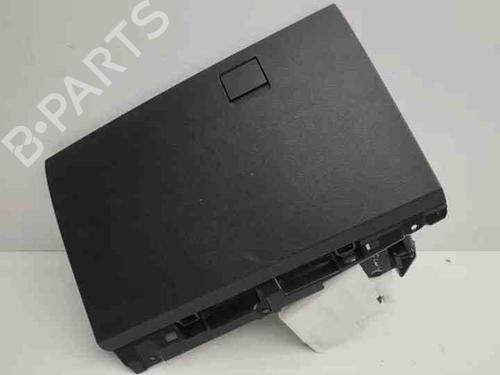 Used Glove box CITROËN C4 III (BA_, BB_, BC_) ë-C4 (BCZKXC, BZCKSC) (136 hp) 28865162