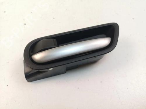 Venstre bak invendig håndtak MAZDA 626 II Hatchback (GC) 2.0 D (GC10F1) (63 hp) 32665669