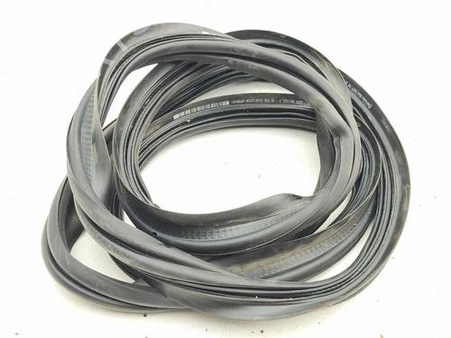 Gummiliste Gummiliste MERCEDES-BENZ A-CLASS (W177) A 200 (177.087) (163 hp) 39735415 39735415