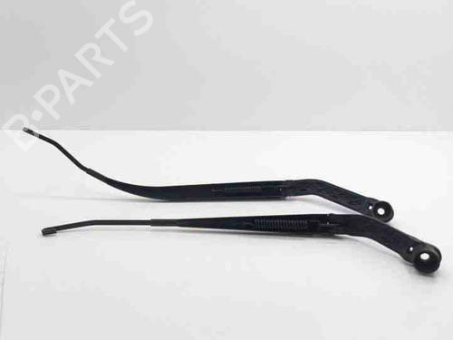 Front windshield wiper arm MITSUBISHI OUTLANDER II (CW_W) 2.2 DI-D 4WD | BP28847629C143