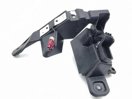 Used Rear bumper bracket Rear bumper bracket 37228217 37228217