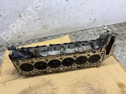 Used Cylinder head BMW X5 (F15, F85) xDrive 40 d (313 hp) 30787993