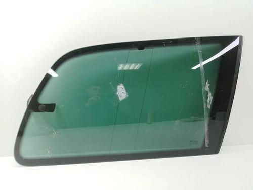 Used Rear right quarter glass Rear right quarter glass 33913731 33913731