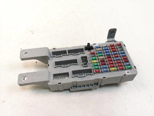 Used Fuse box Fuse box 33636350 33636350