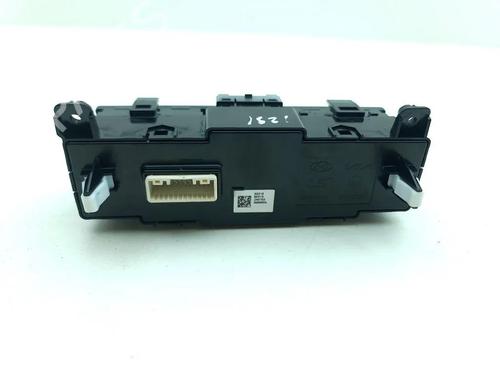 Switch HYUNDAI KONA (SX2) EV | BP33669828I30 - Image 3