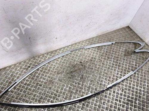 Door moulding trim TESLA MODEL S (5YJS) 60 | BP28900790C150 