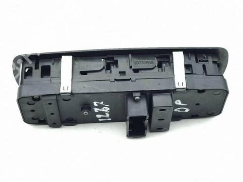 Right front window switch MASERATI GHIBLI III (M157) 3.0 D | BP37670316I26 - Image 4