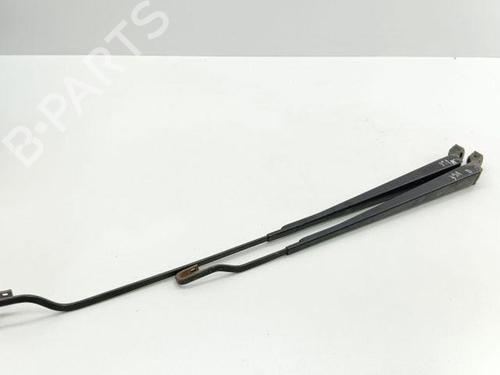 Używane Mechanizm wycieraczek przednich RENAULT SCÉNIC I MPV (JA0/1_, FA0_) 2.0 16V (JA1D, JA17) (140 hp) 28846801