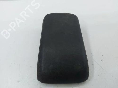 Used Armrest / Center console Armrest / Center console 28844814 28844814
