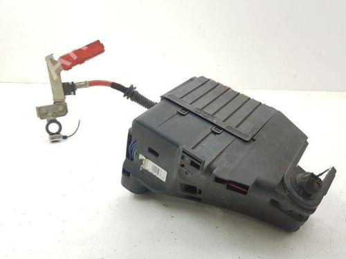 Used Fuse box VOLVO V70 II (285) D5 (185 hp) 28841784
