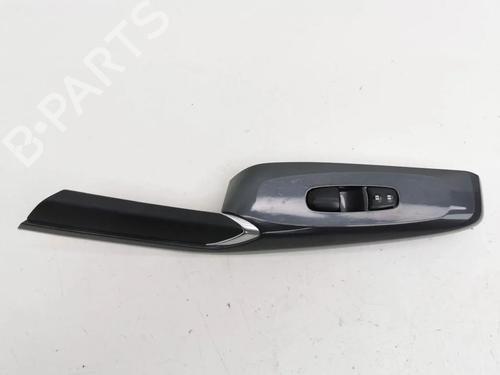 Used Left front window switch Left front window switch 33902941 33902941