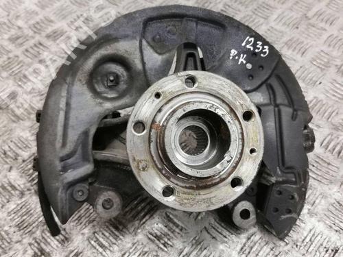 Used Left front steering knuckle OPEL ASTRA L (OV5) 1.2 (FPHNSL, FPHNSR) (131 hp) 28880985