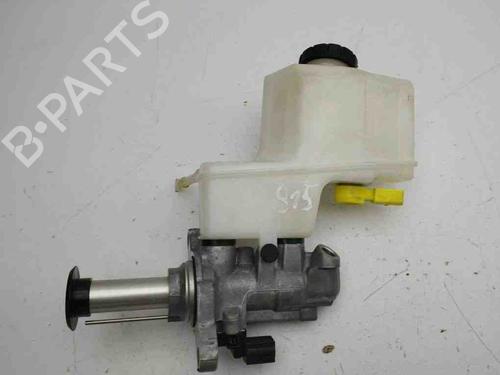 Used Brake master cylinder AUDI A1 Sportback (8XA, 8XF) 1.0 TFSI (95 hp) 28900959