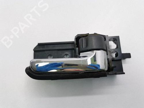 Used Front right interior door handle Front right interior door handle 38251064 38251064