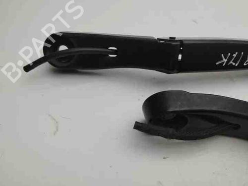 Front windshield wiper arm PEUGEOT 3008 II SUV (MC_, MR_, MJ_, M4_) 1.6 BlueHDi 120 | BP28863331C143
