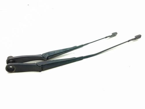 Used Front windshield wiper arm Front windshield wiper arm 33882066 33882066