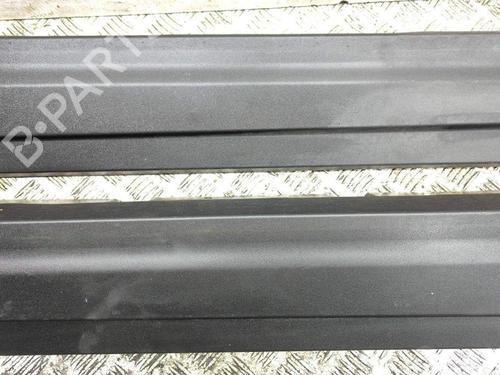 Right sideskirt MASERATI LEVANTE SUV (M161) 3.0 D Q4 | BP28874895C114 