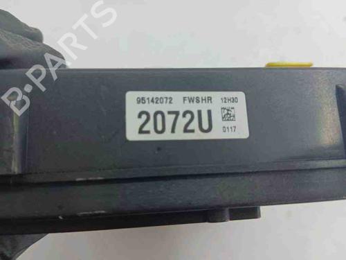 Used Fuse box OPEL ANTARA A (L07) 2.2 CDTi (163 hp) 28876606