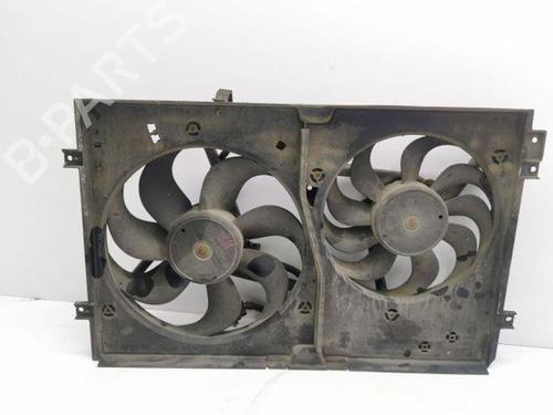 Koelventilatormotor VW GOLF IV Variant (1J5) 1.9 TDI (90 hp) 28849705