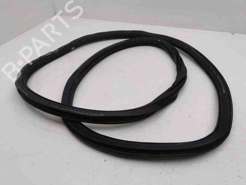 Used Rubber door seal AUDI Q2 (GAB, GAG) 35 TFSI (150 hp) 28899861
