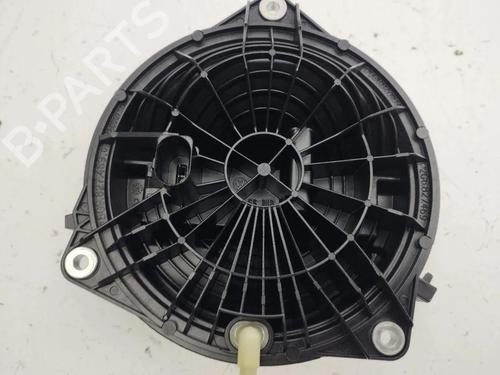 Tailgate handle VW GOLF VIII (CD1, DA1) 1.5 TSI | BP33903098C132 - Image 8